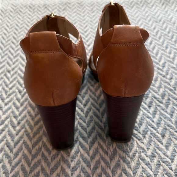Franco Sarto Tan T-Strap Sandals with Front Zipper 4 inch heels Worn once. - Picture 3 of 6